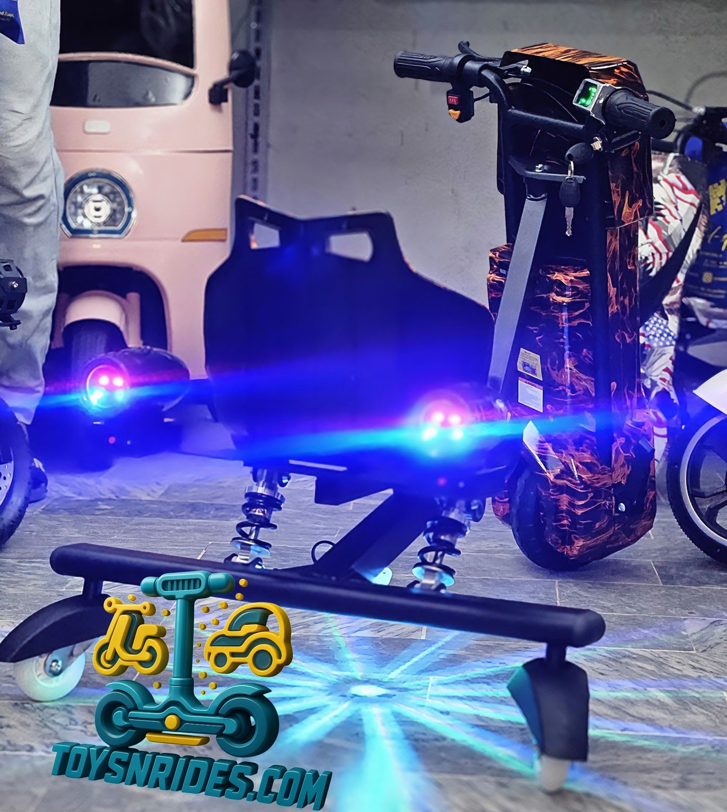 Detail shot of the New Smoke Feature effect on the flexible smart 3 Wheel Electric Scooter.